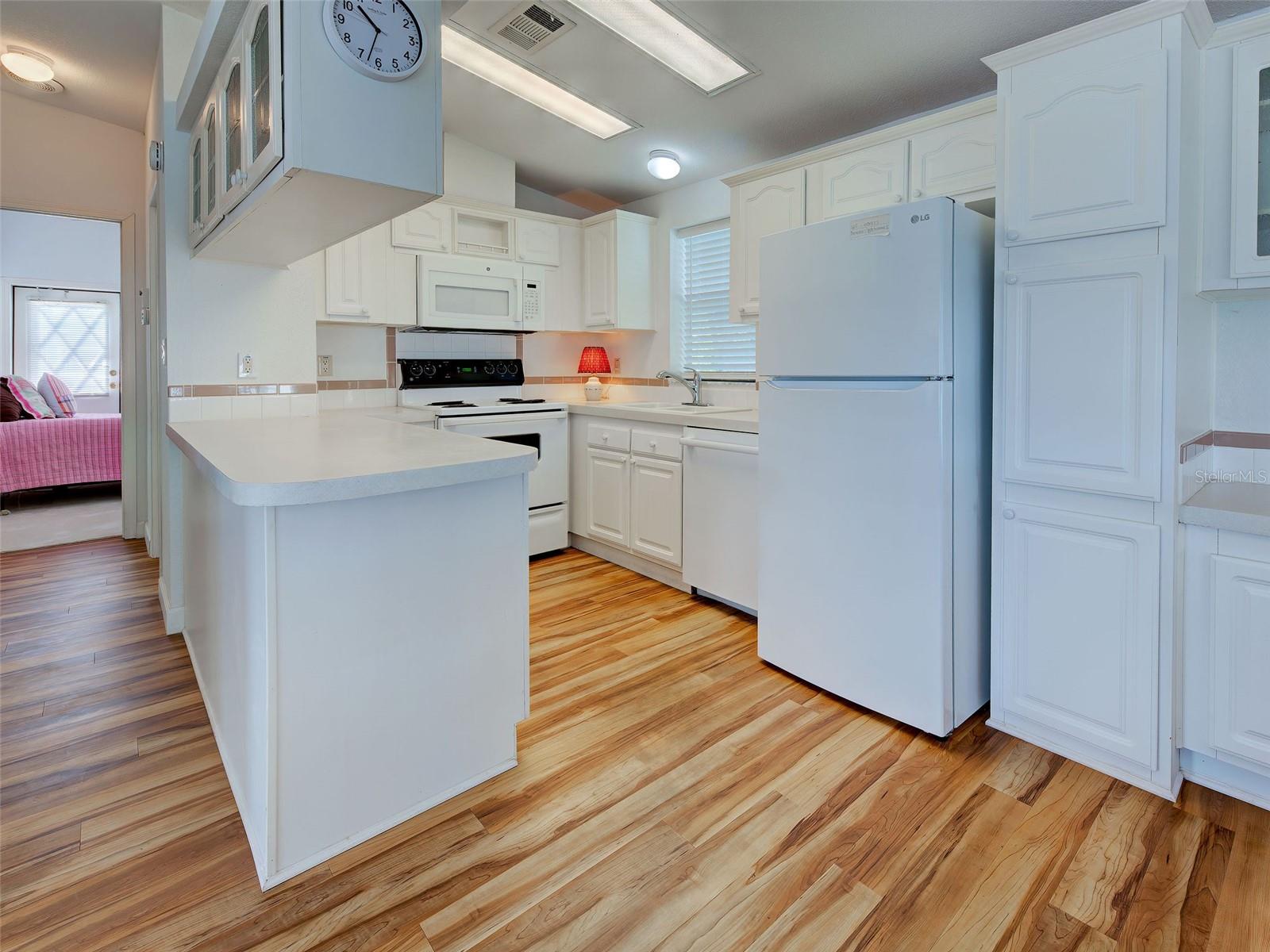 23 SIESTA CIR W — photo 18