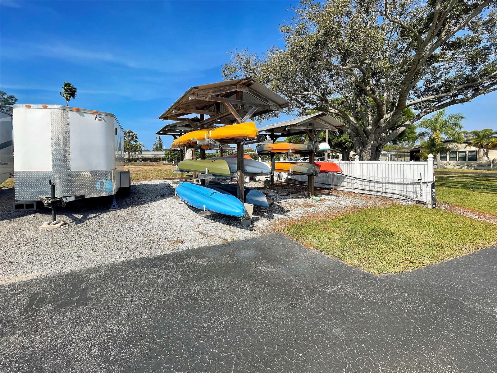 23 SIESTA CIR W — photo 42