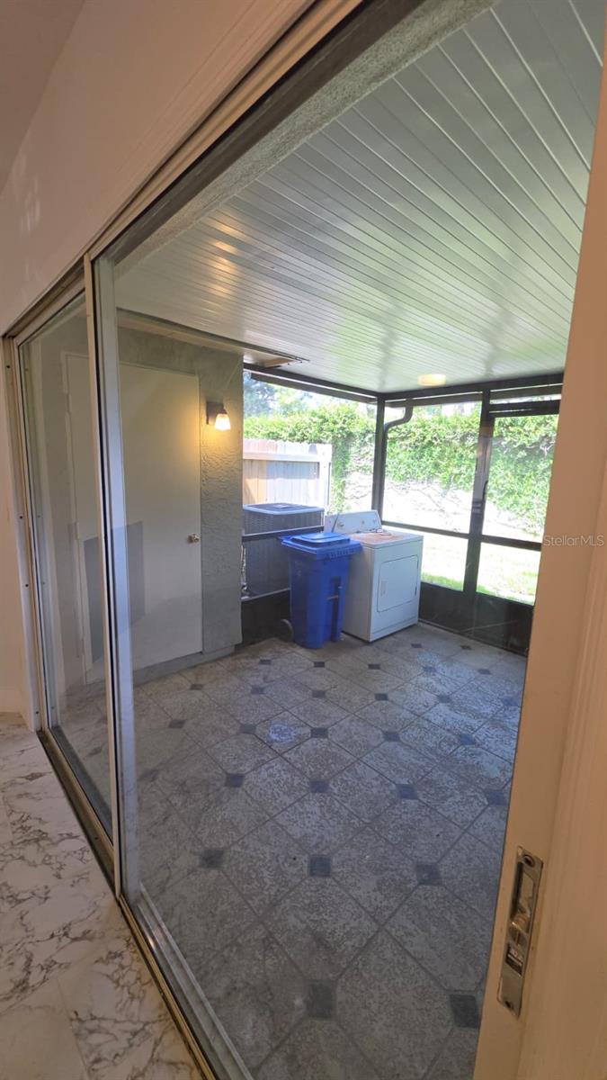 14045 NOTREVILLE WAY — photo 35