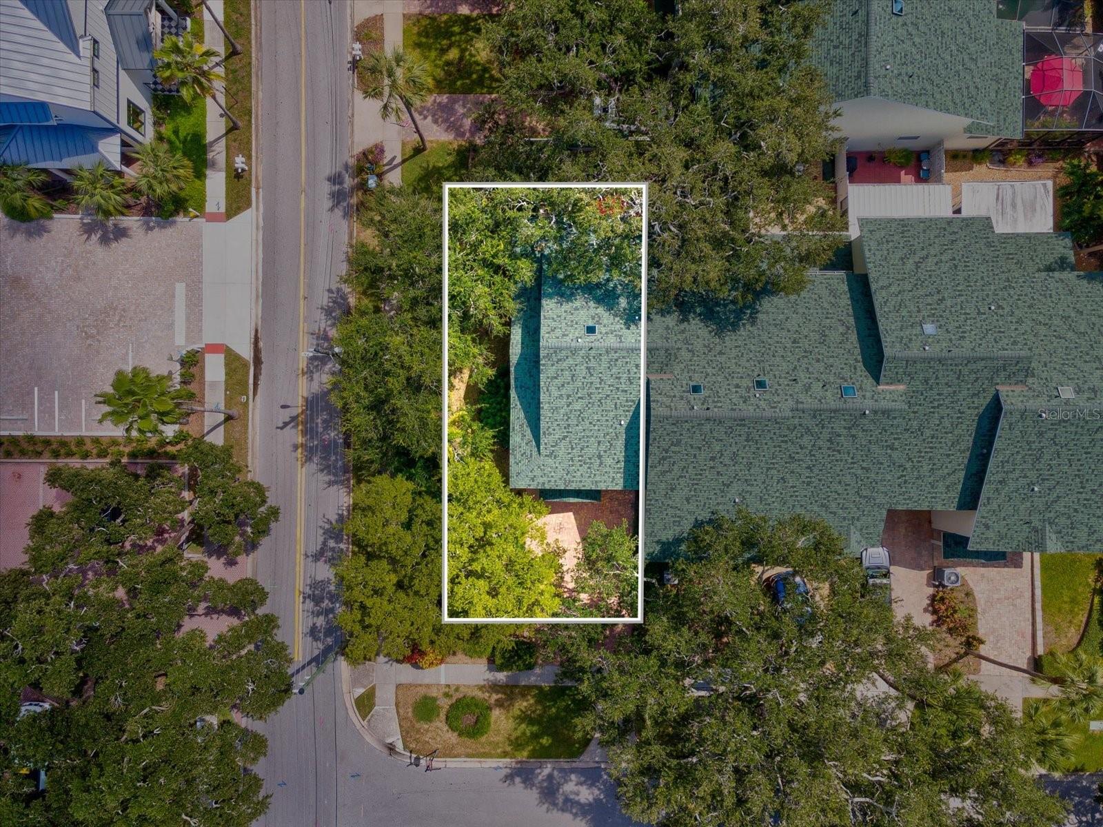 679 BROADWAY — photo 42