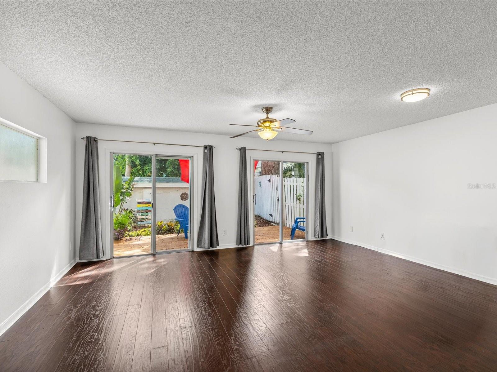 679 BROADWAY — photo 11