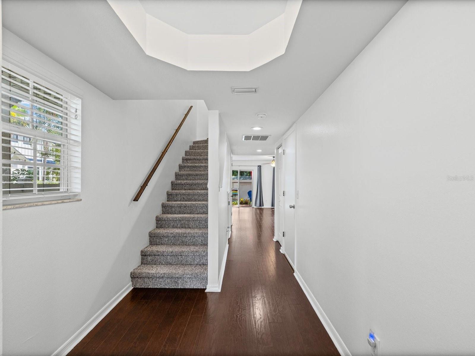 679 BROADWAY — photo 3