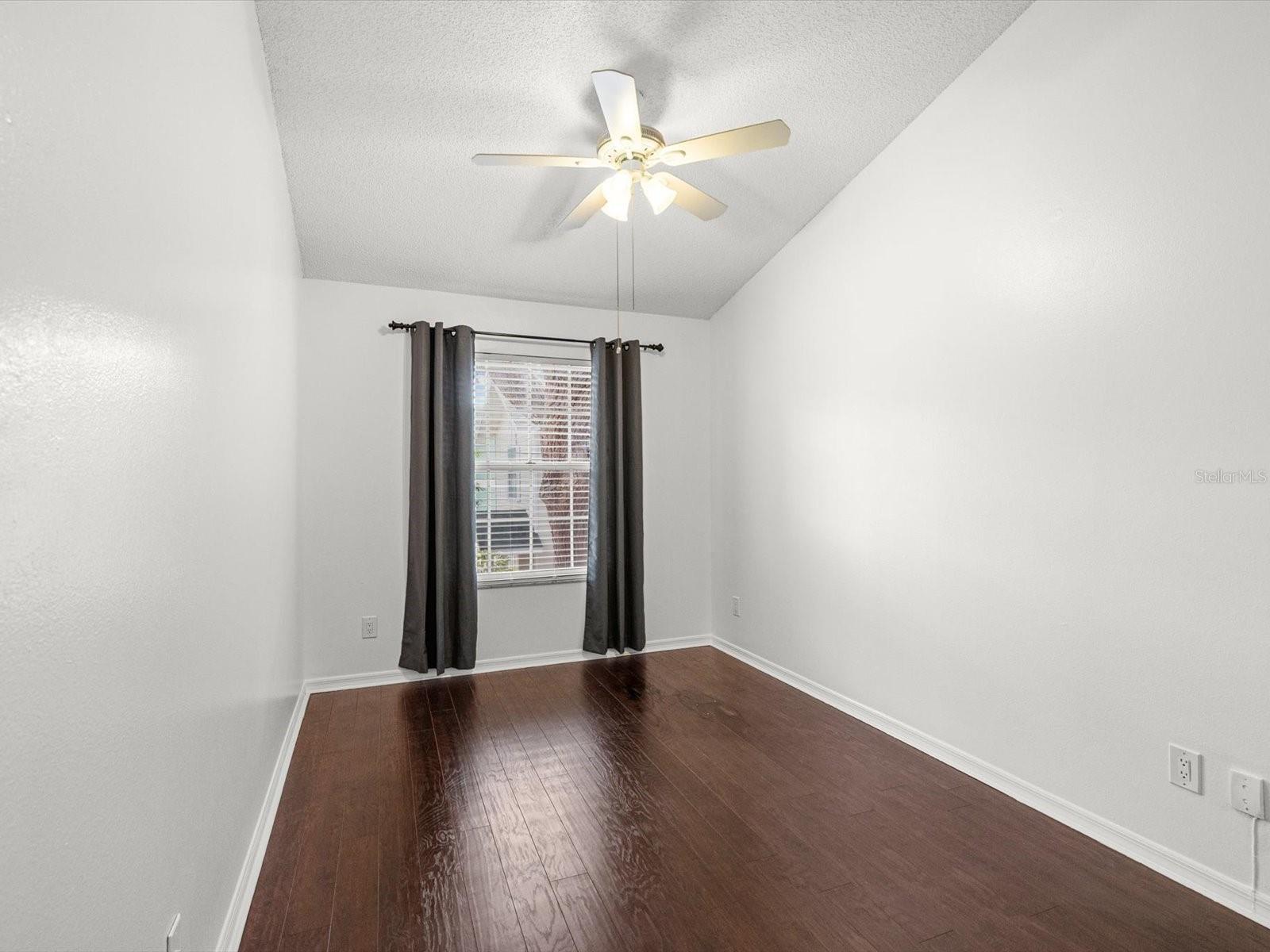 679 BROADWAY — photo 19