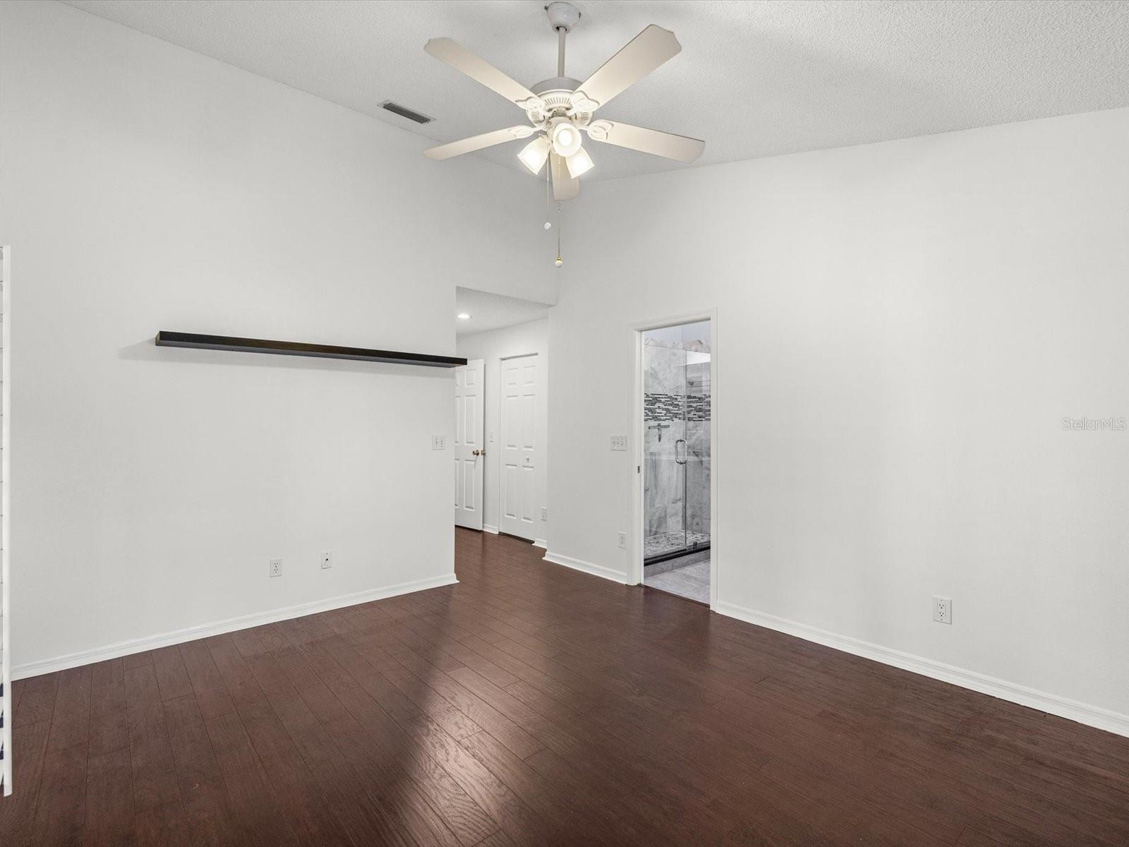 679 BROADWAY — photo 18