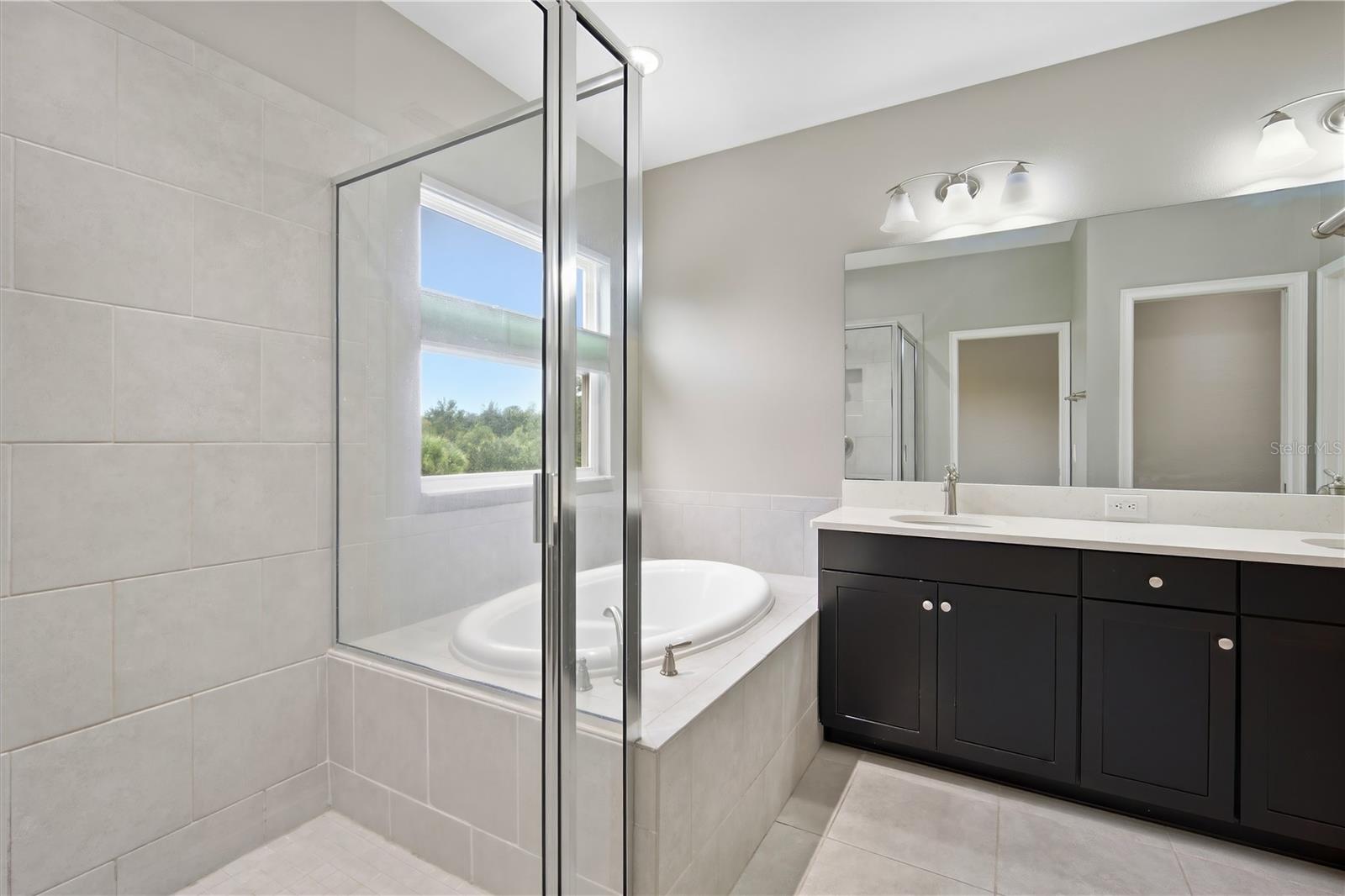 16368 HYDE MANOR DR — photo 14