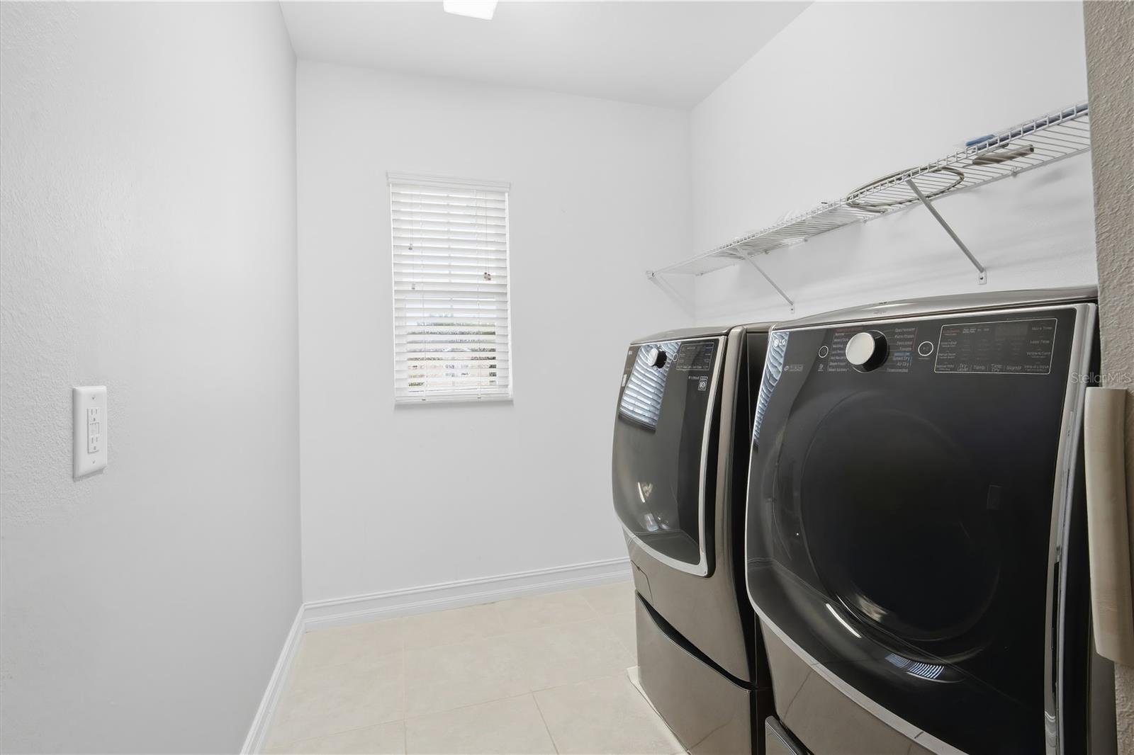 16368 HYDE MANOR DR — photo 17