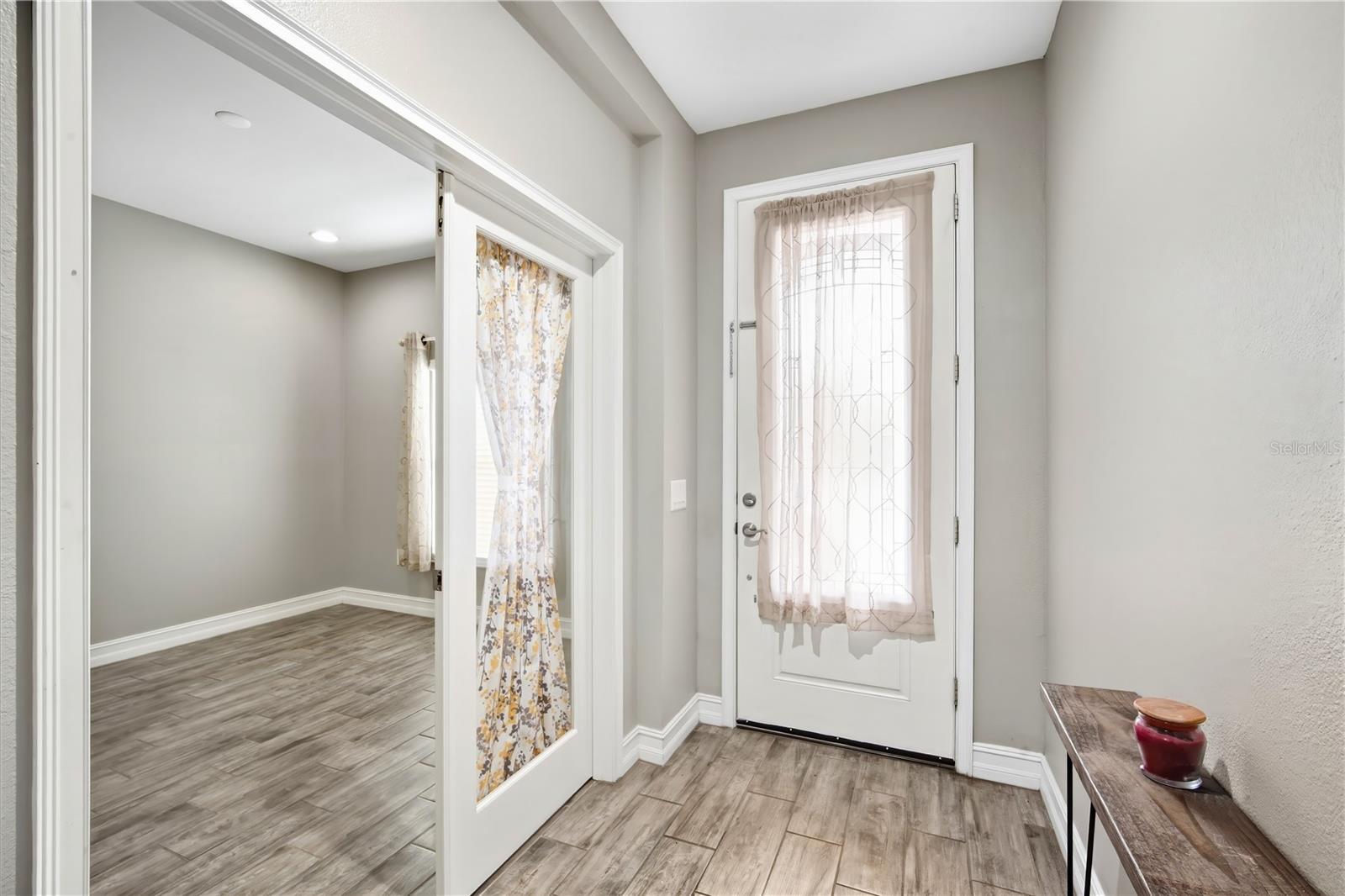 16368 HYDE MANOR DR — photo 4