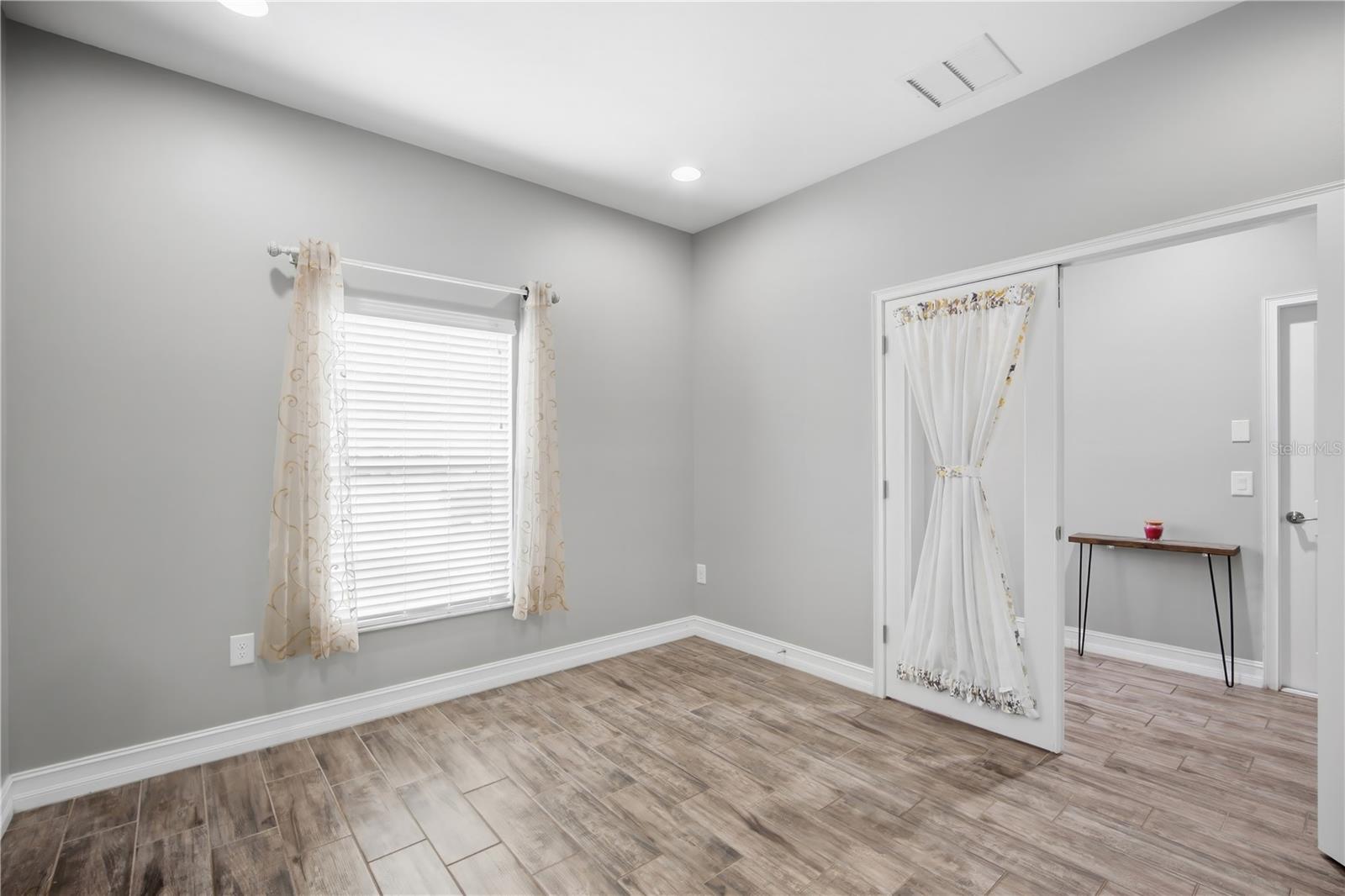 16368 HYDE MANOR DR — photo 5