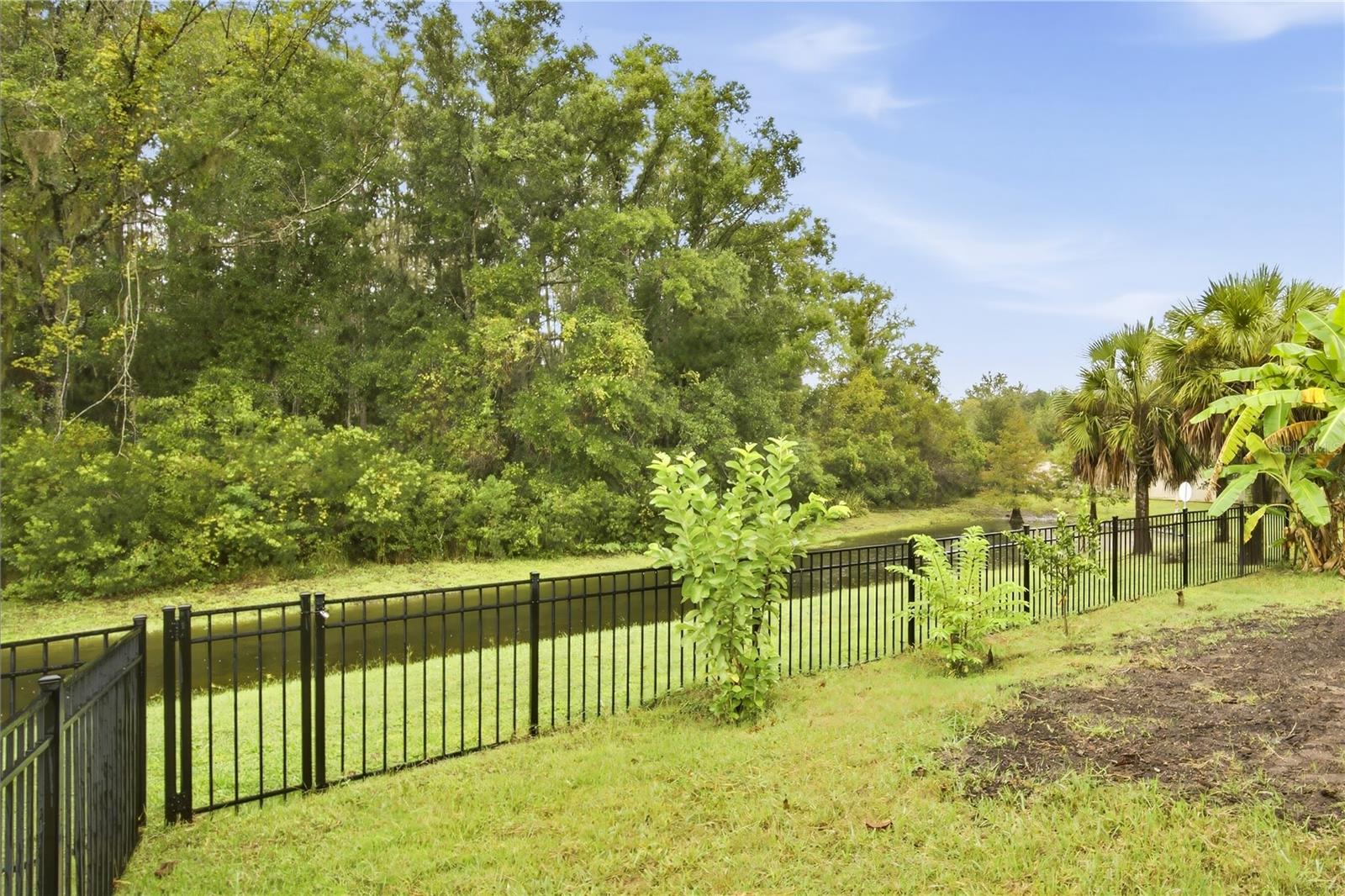 16368 HYDE MANOR DR — photo 26