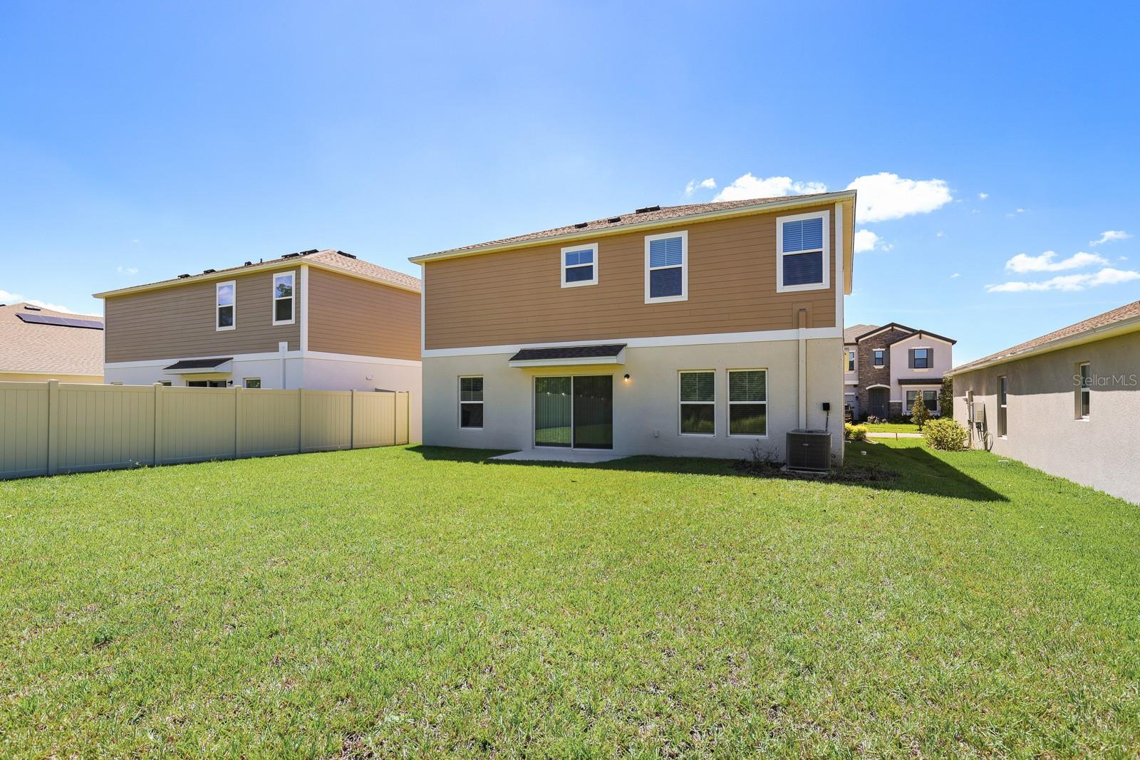 13034 WELLSPRING DR — photo 31