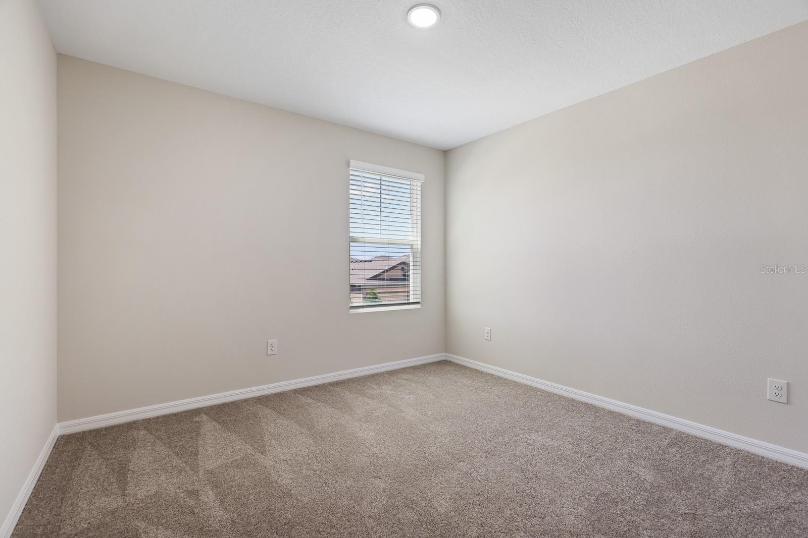 13034 WELLSPRING DR — photo 24