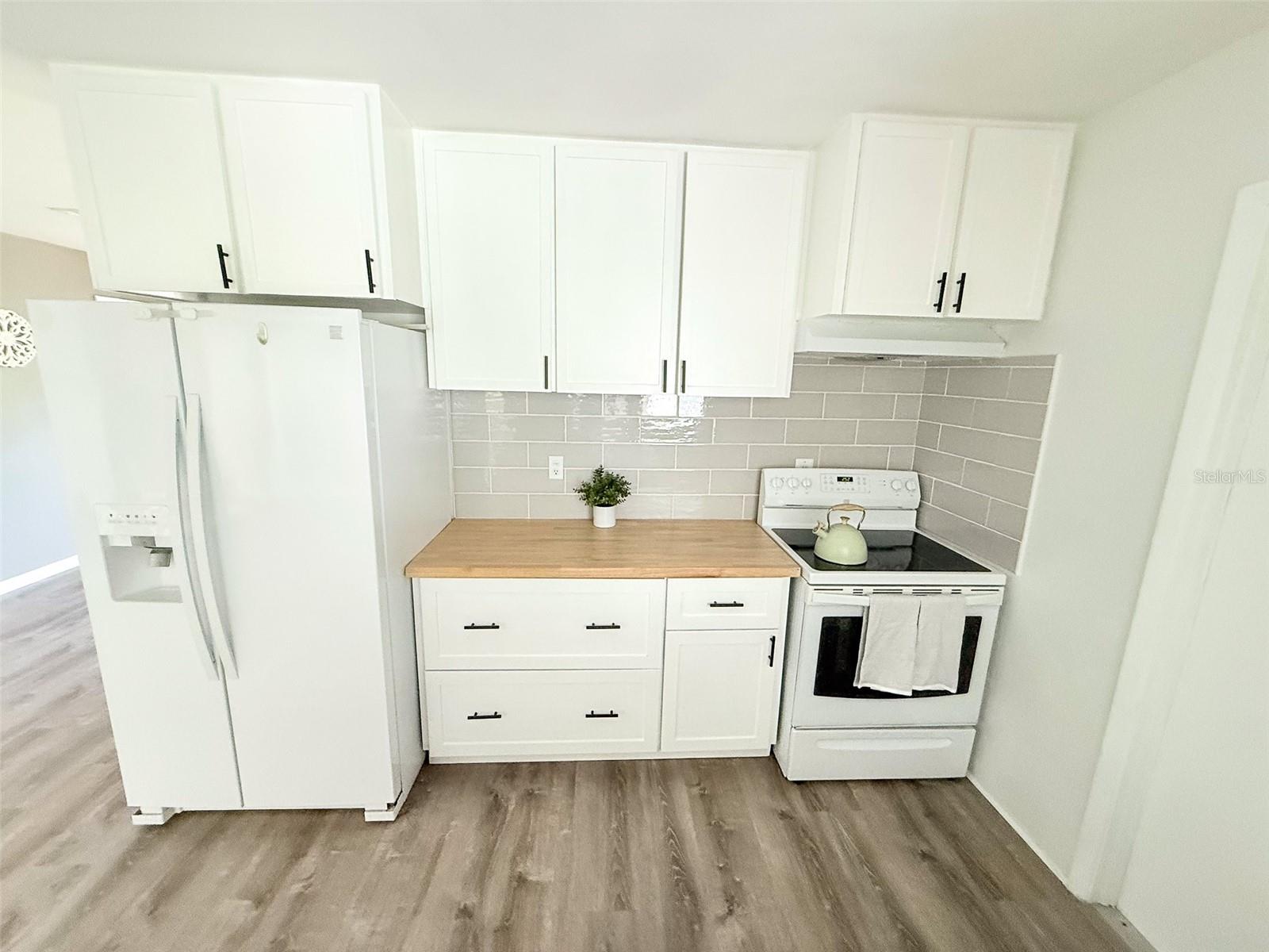 102 GLEN RIDGE AVE — photo 17