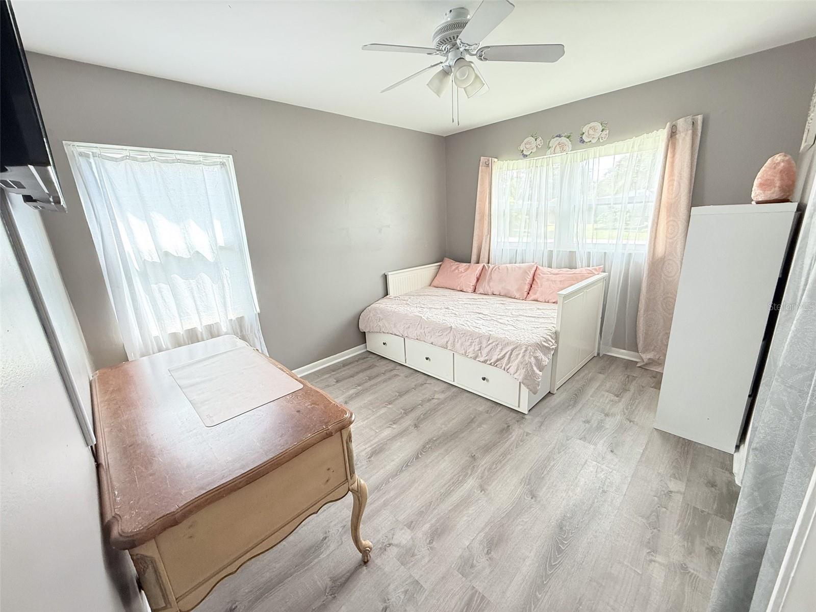 102 GLEN RIDGE AVE — photo 47