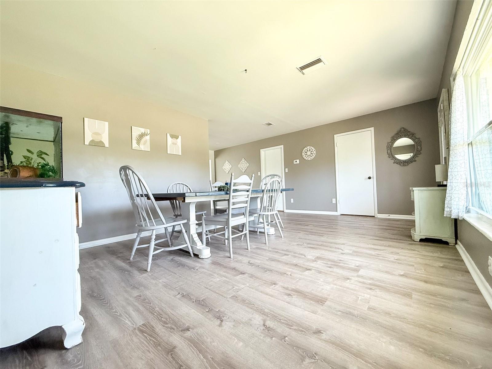102 GLEN RIDGE AVE — photo 10