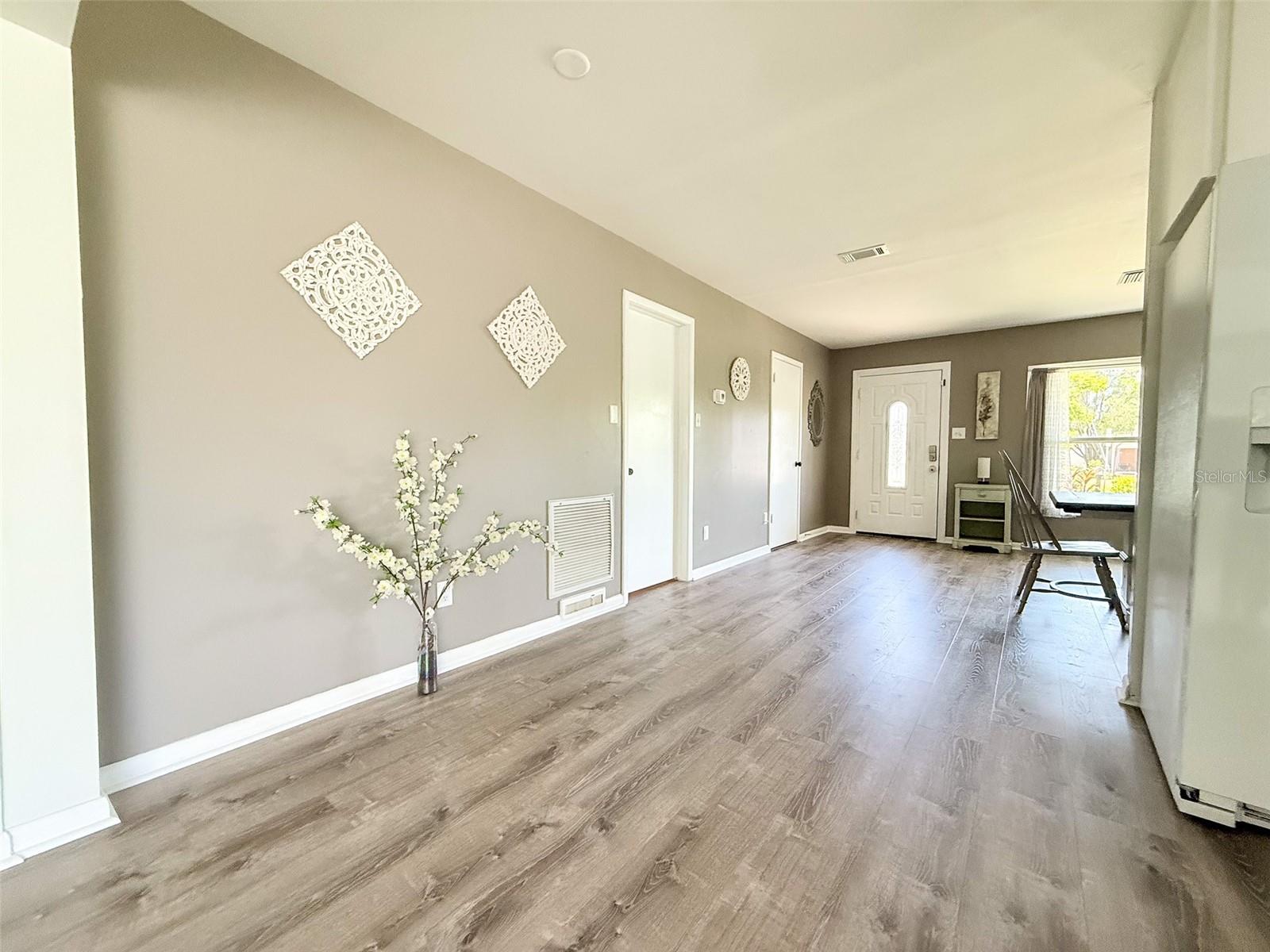 102 GLEN RIDGE AVE — photo 9