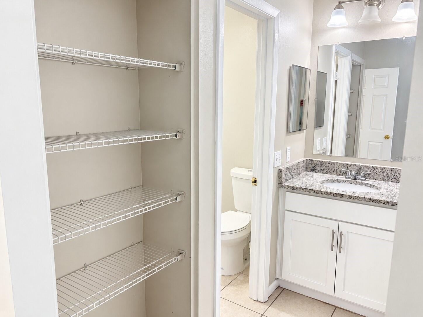 432 REGAL PARK DR — photo 13