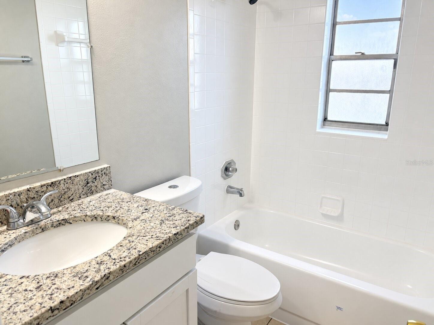 432 REGAL PARK DR — photo 8