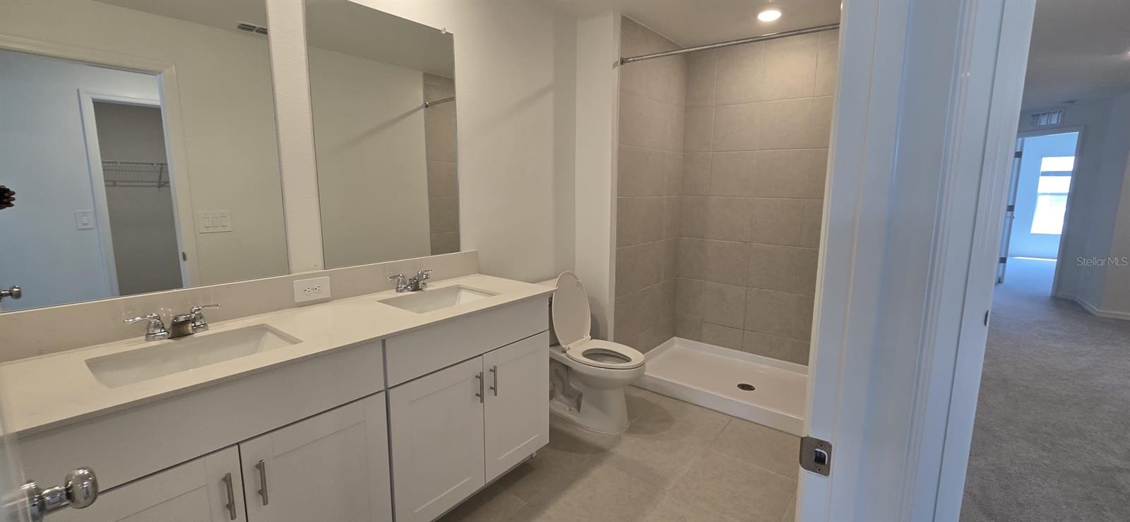 2248 LESSER GOLDFINCH DR — photo 18