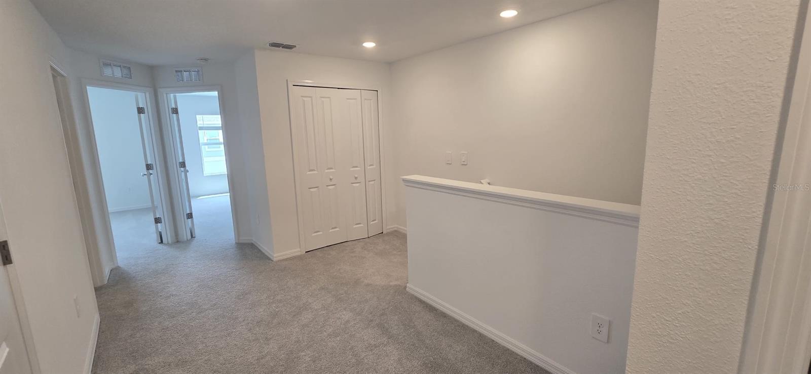 2248 LESSER GOLDFINCH DR — photo 23