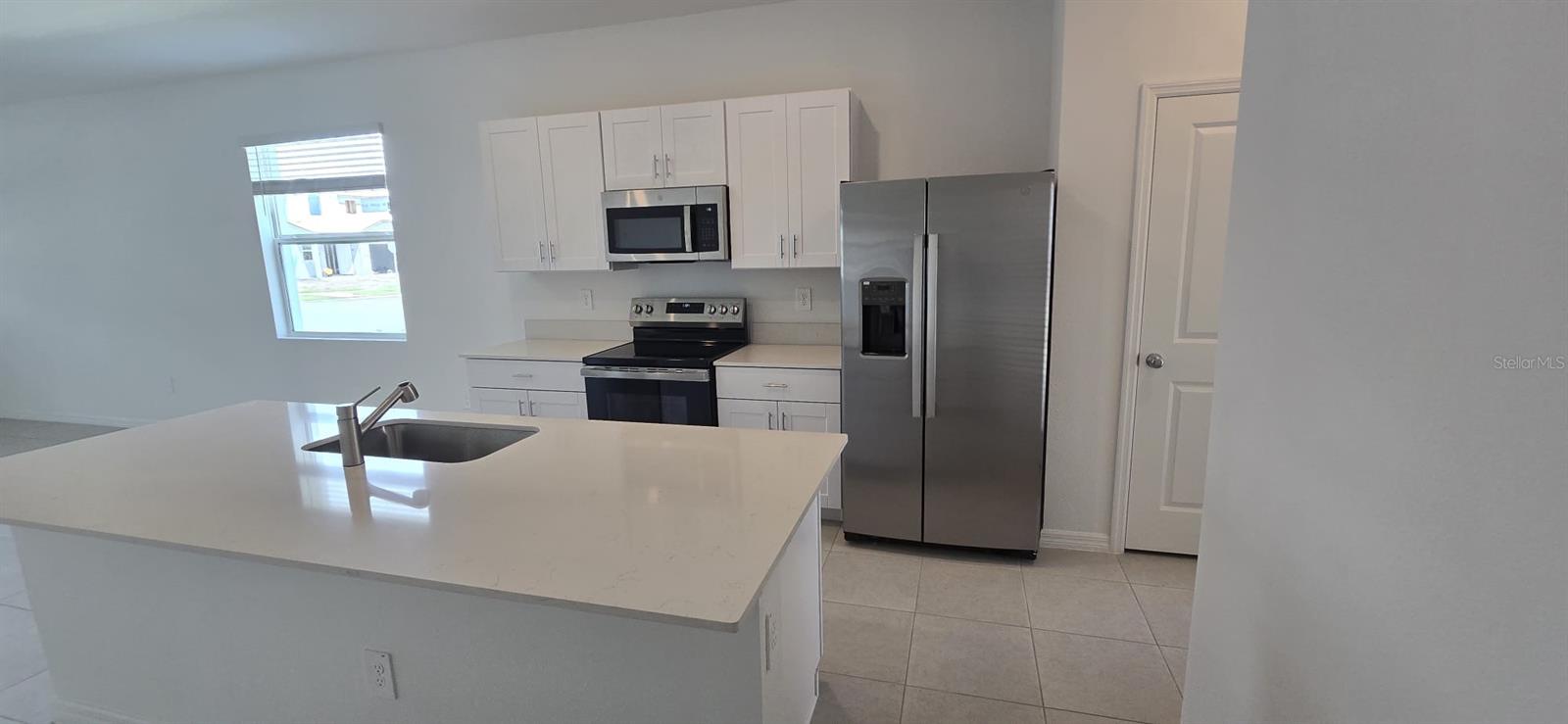 2248 LESSER GOLDFINCH DR — photo 10