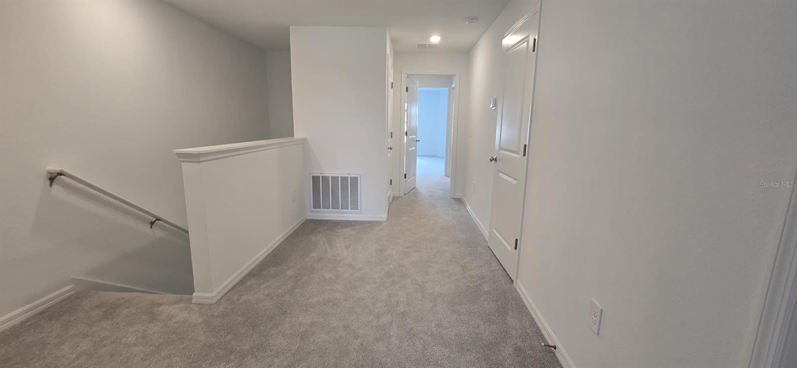 2248 LESSER GOLDFINCH DR — photo 24