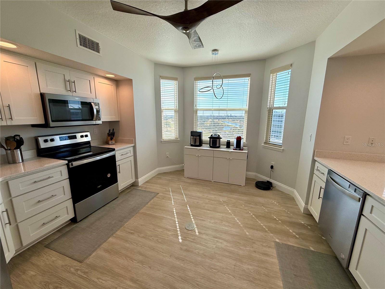 960 STARKEY RD #10501 — photo 2