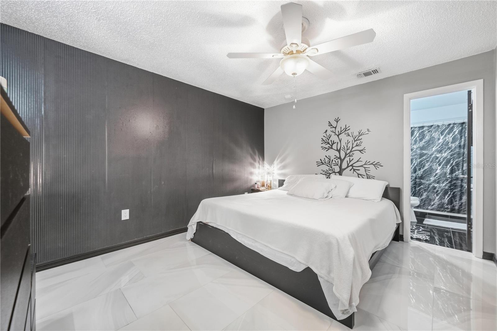 5060 76TH AVE N #100 — photo 10