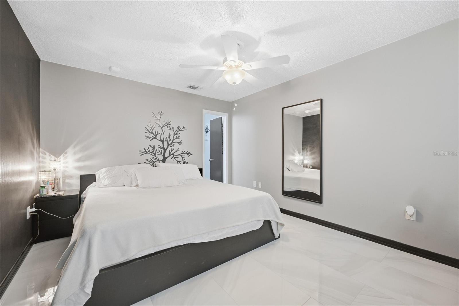 5060 76TH AVE N #100 — photo 11