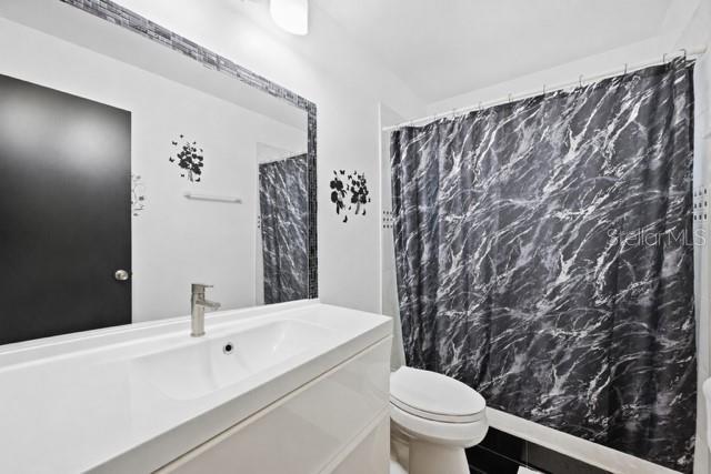 5060 76TH AVE N #100 — photo 12