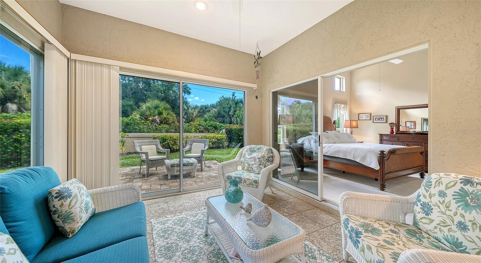 4060 JARDIN LN — photo 16