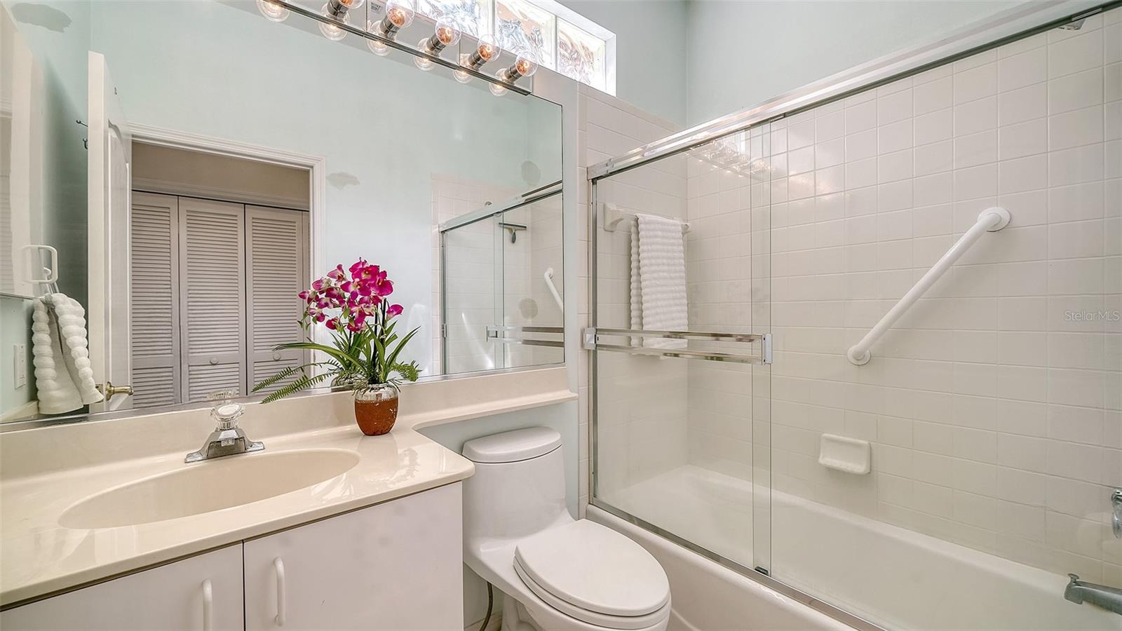 4060 JARDIN LN — photo 33
