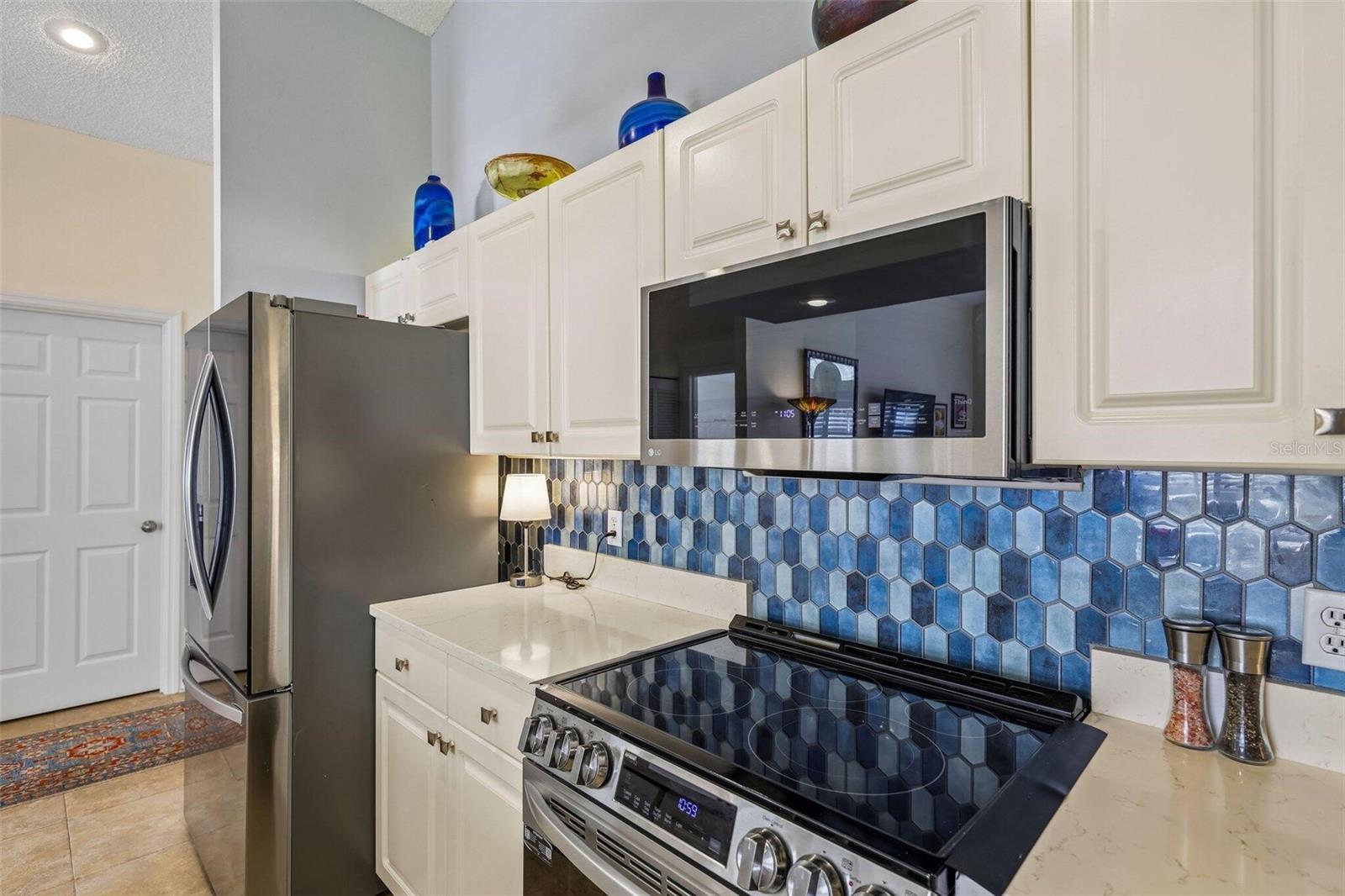 7266 ELEANOR CIR #203 — photo 13