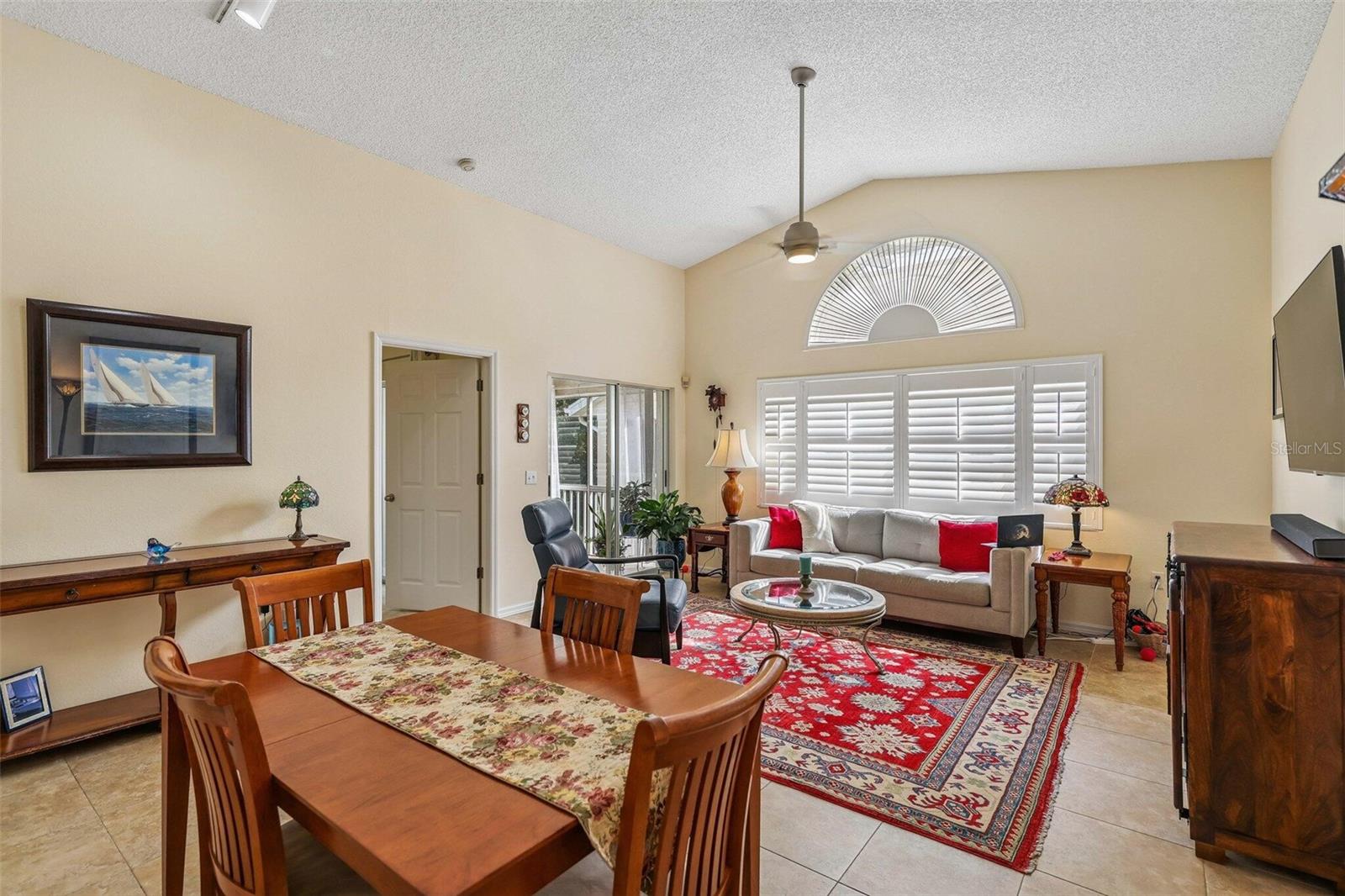 7266 ELEANOR CIR #203 — photo 4