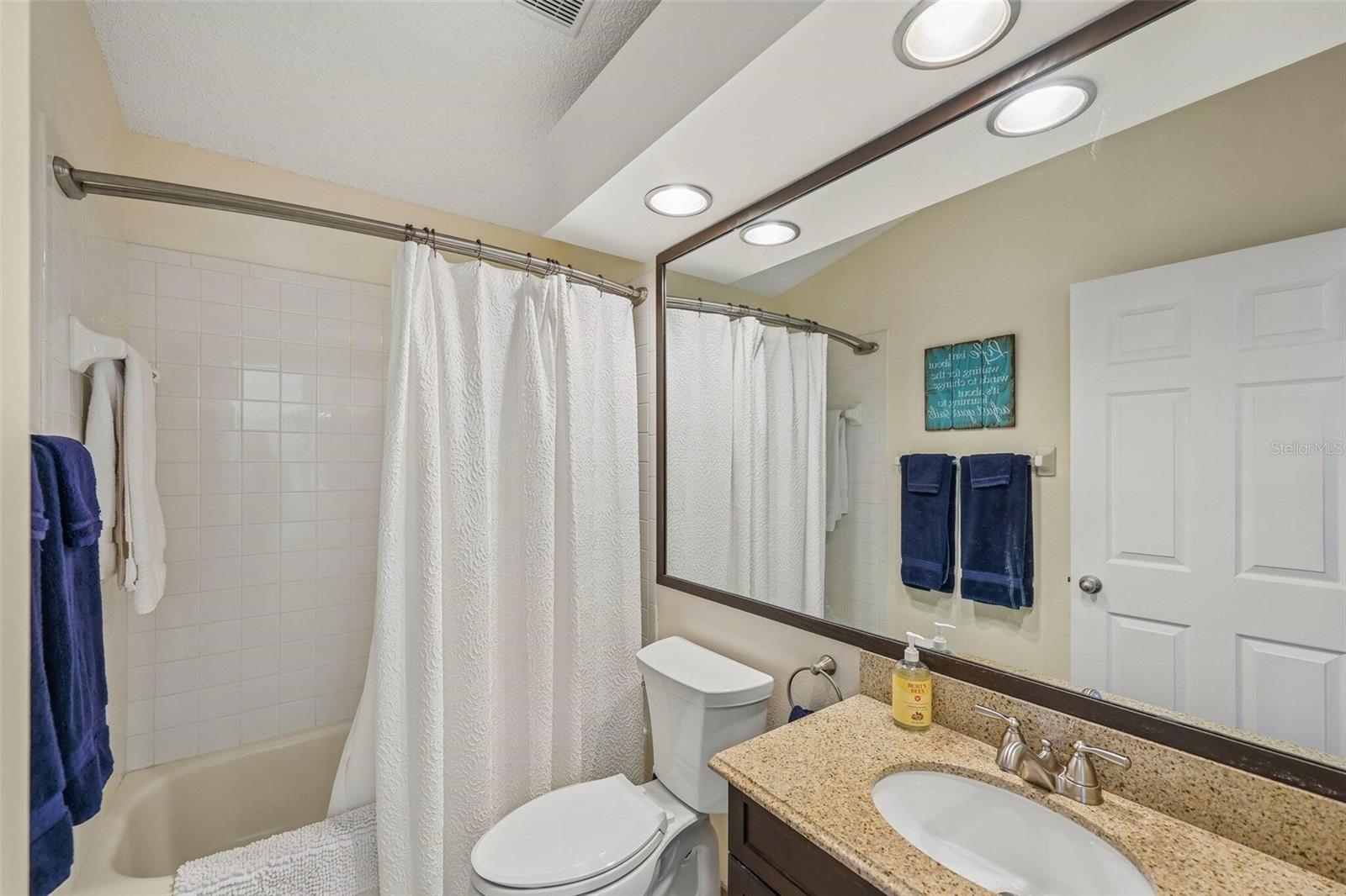 7266 ELEANOR CIR #203 — photo 15