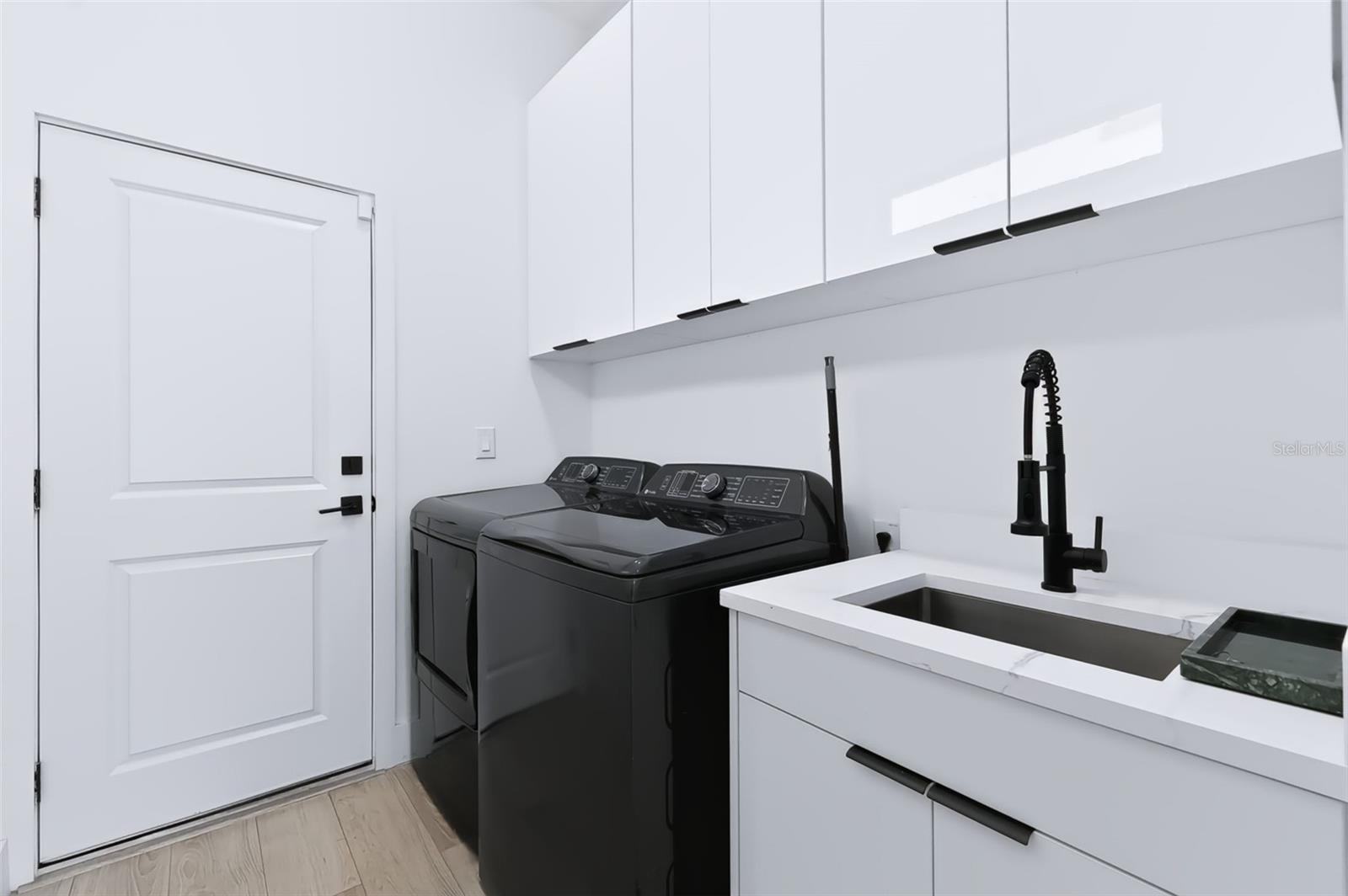 2143 W SAINT CONRAD ST — photo 27
