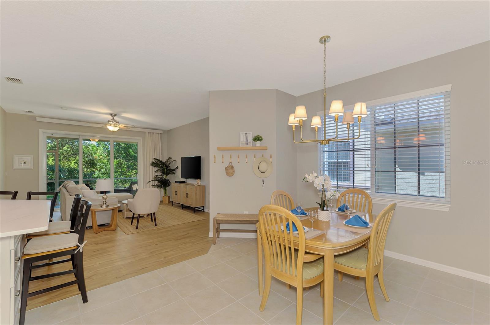 9349 CARNABY DR — photo 32