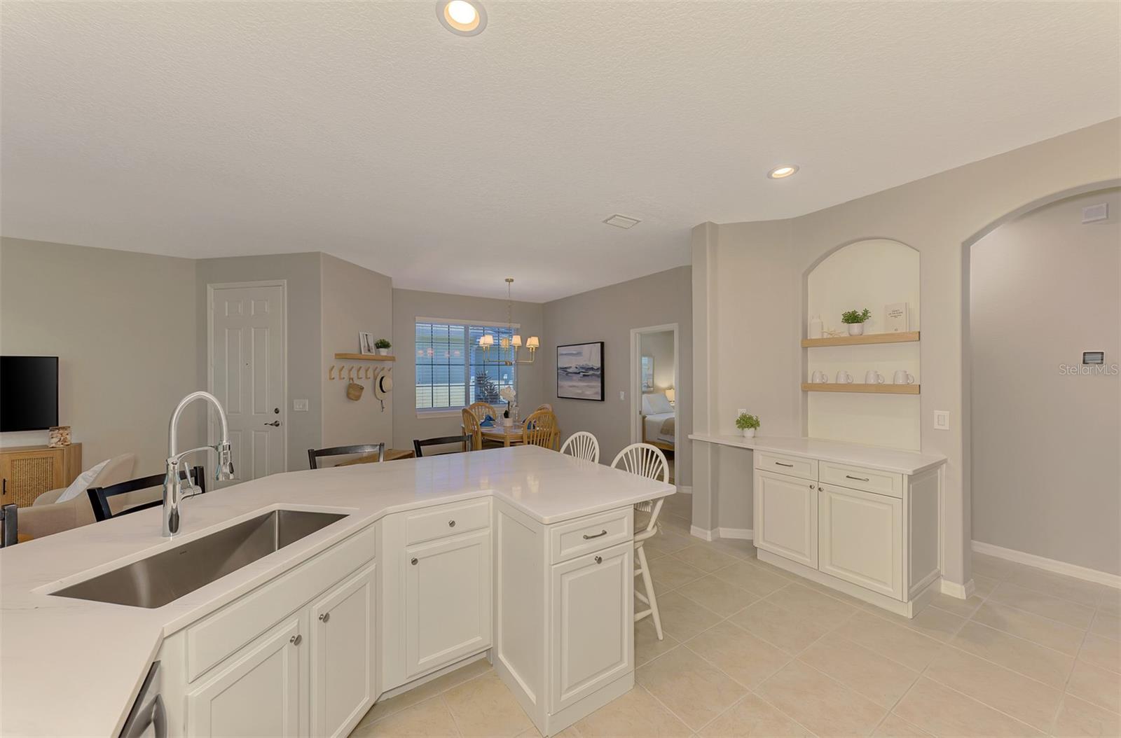 9349 CARNABY DR — photo 30