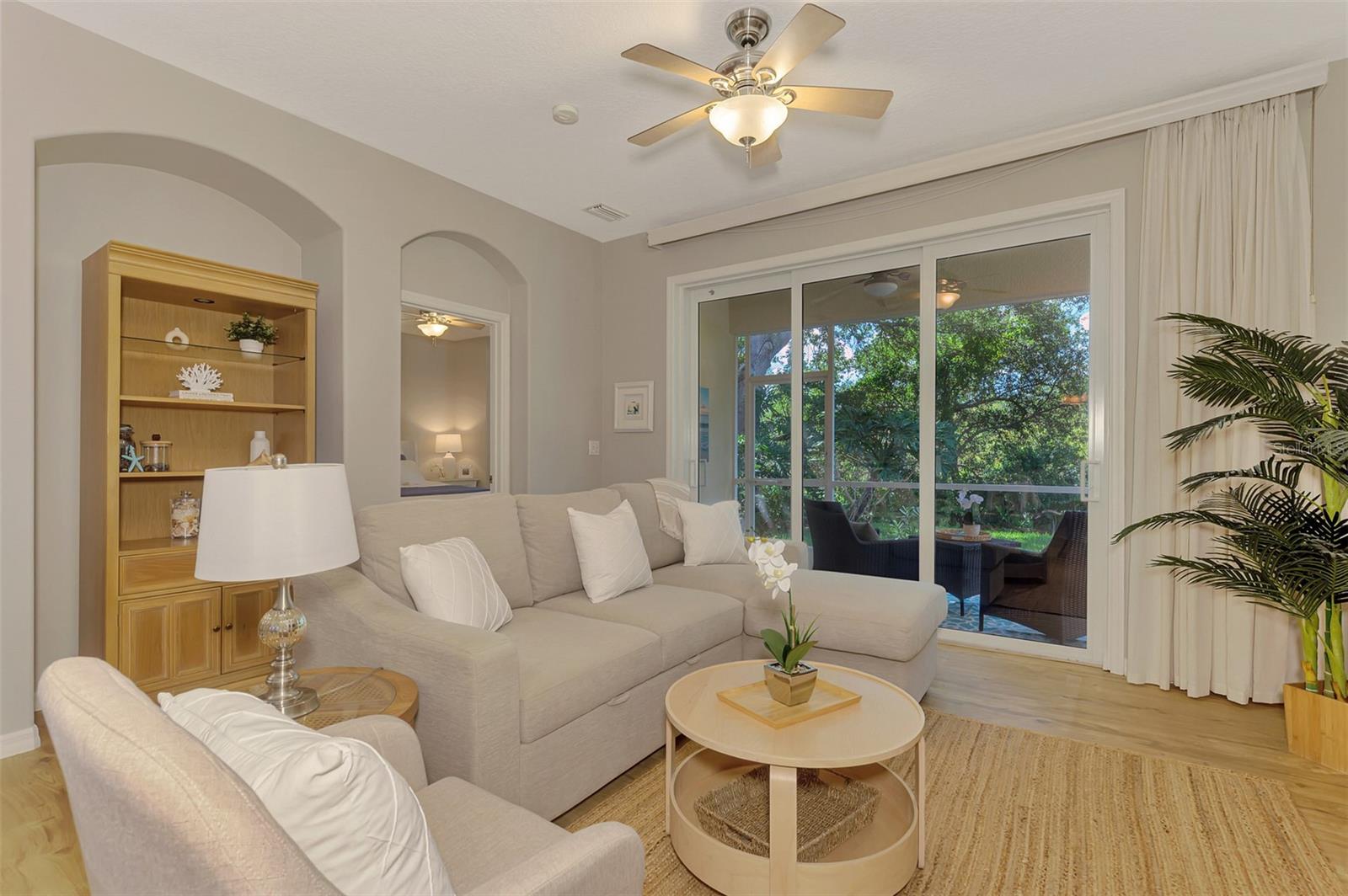 9349 CARNABY DR — photo 15