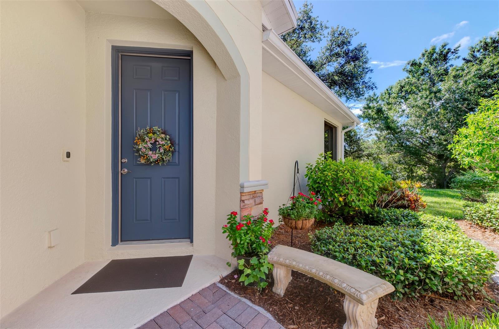 9349 CARNABY DR — photo 10