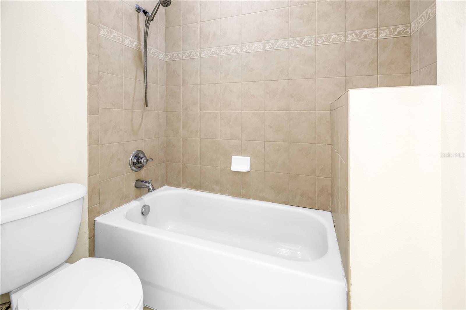 1344 RIBOLLA DR — photo 35
