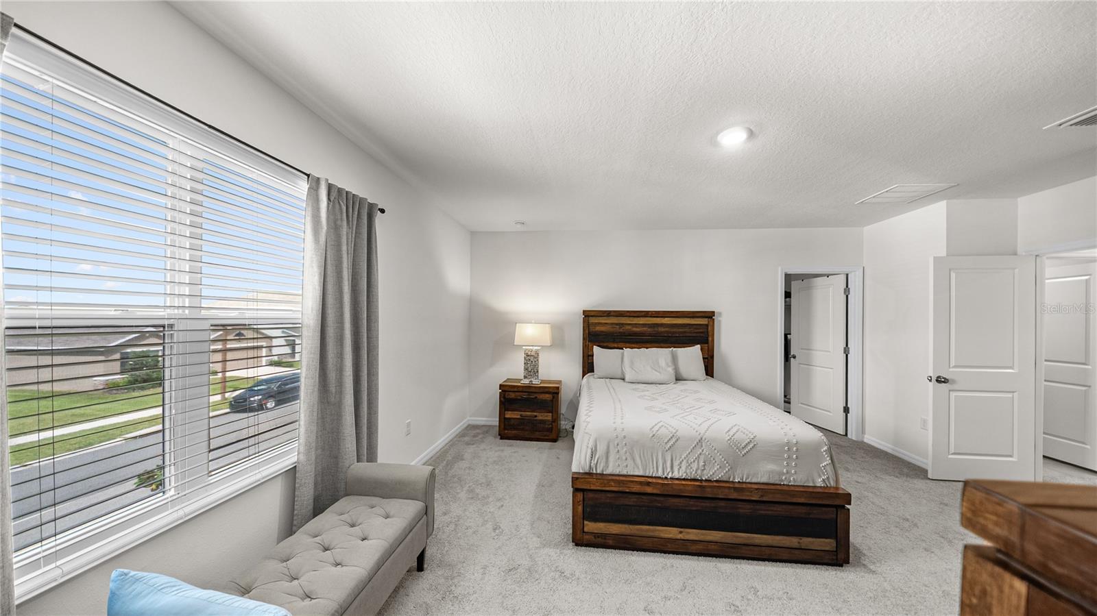 3411 GRASSY KNOLL CT — photo 40