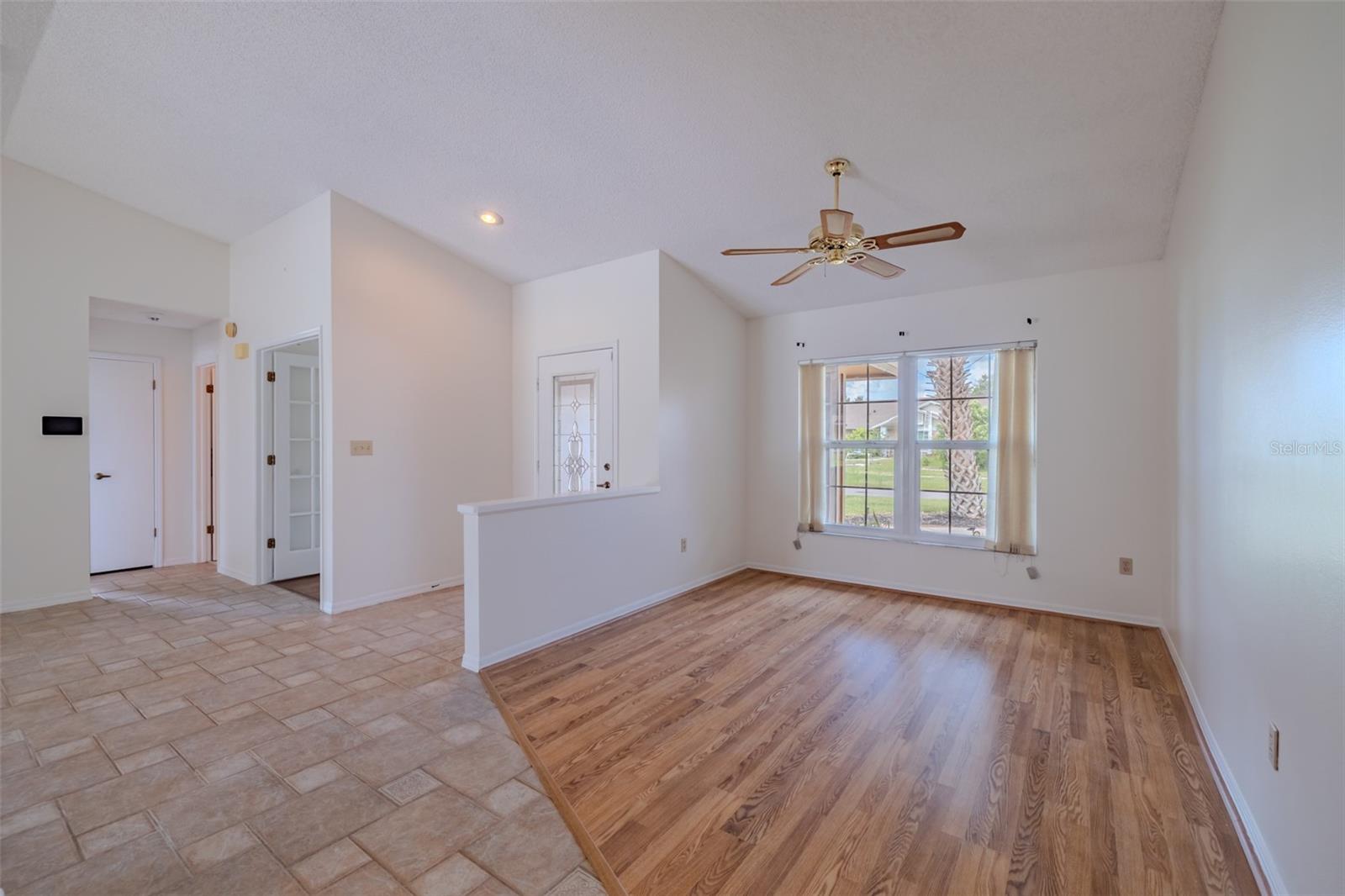 1409 HOLLEMAN — photo 13