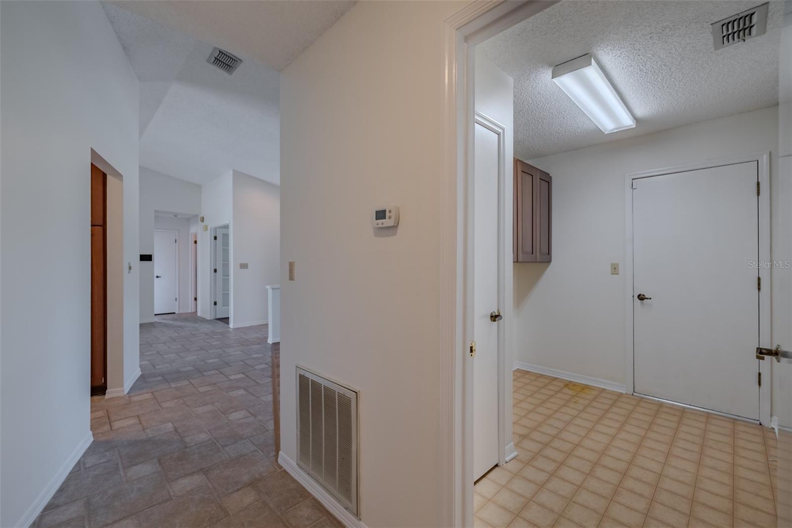 1409 HOLLEMAN — photo 44