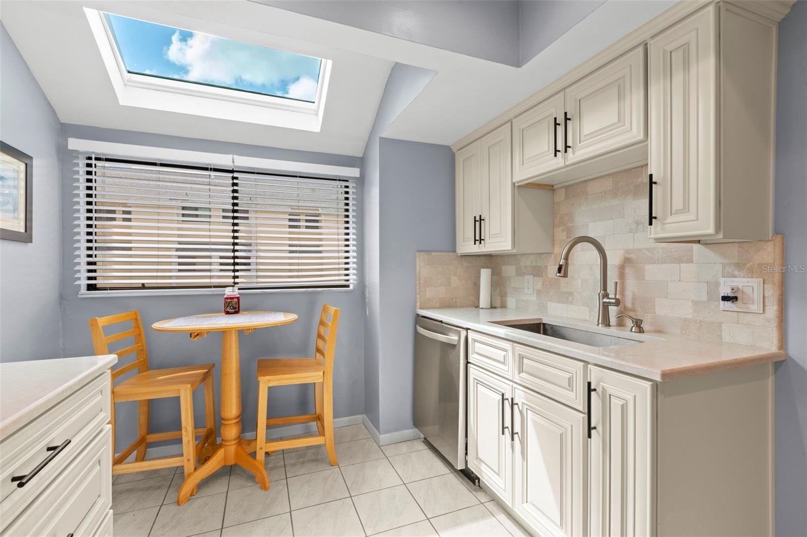 1500 SUNSET RD #B7 — photo 21