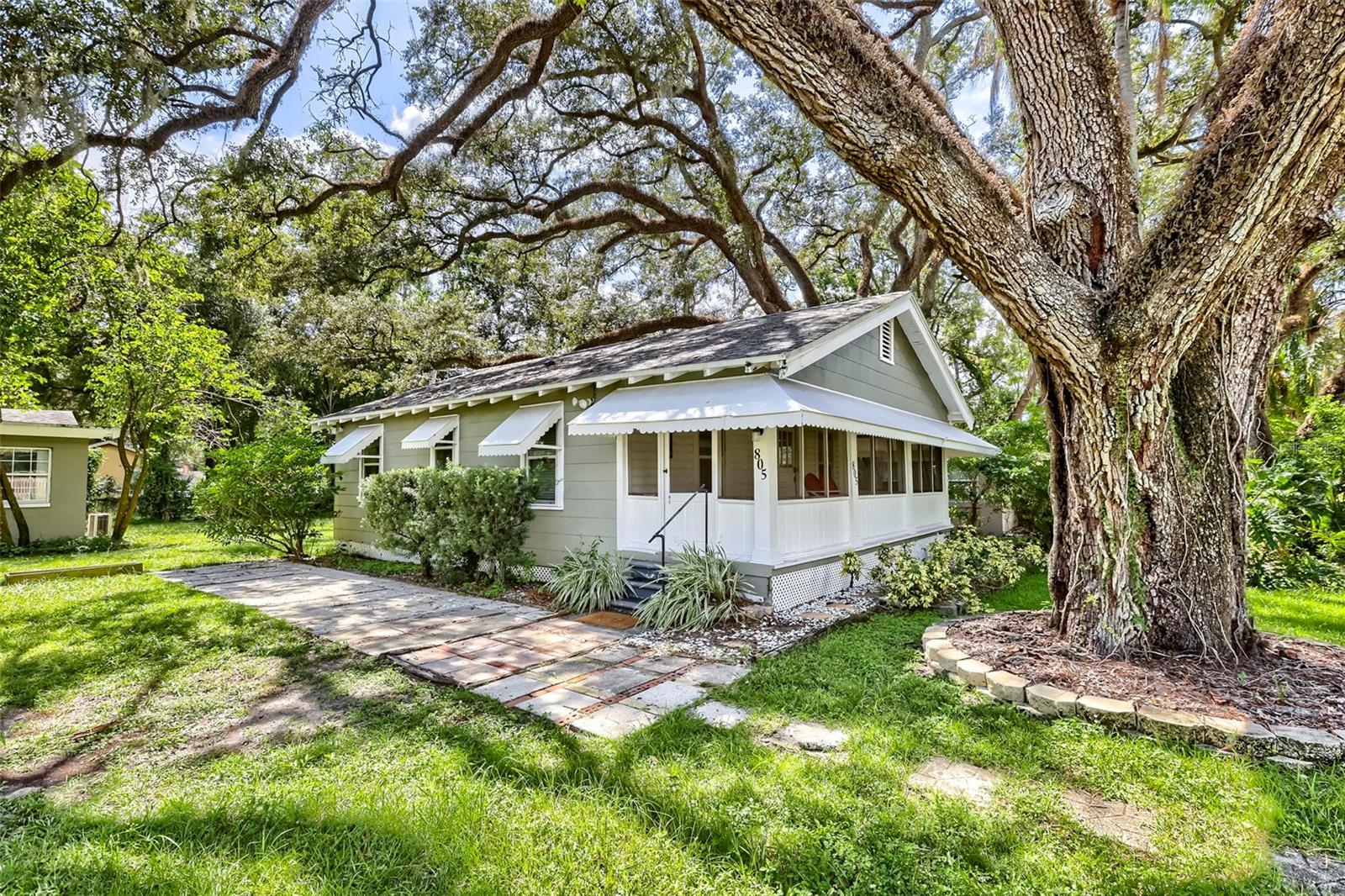 805 E LAMBRIGHT ST — photo 4