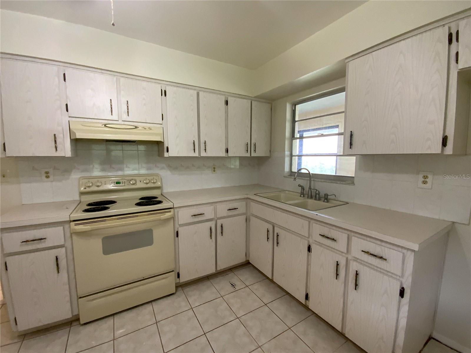 12622 TIMBERWOOD CT — photo 2