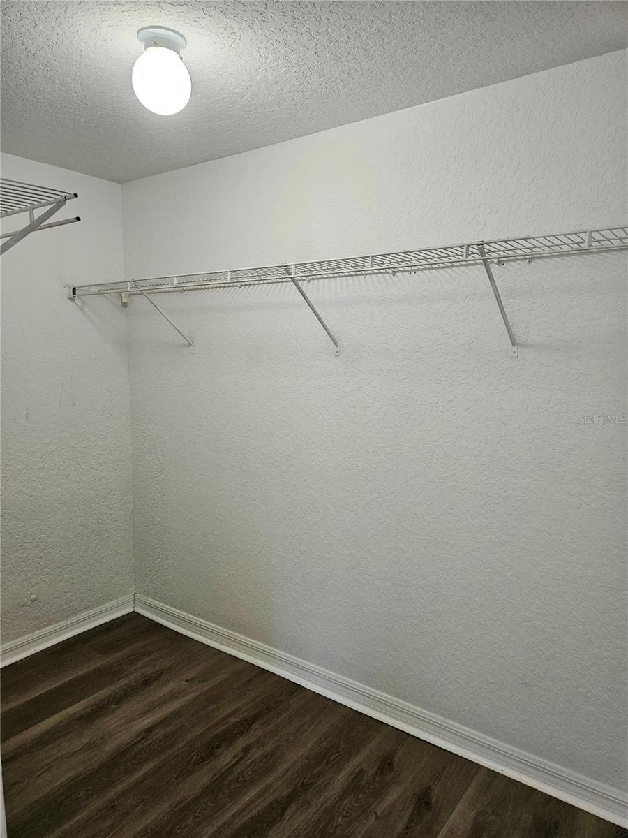 2160 ALEMANDA DR — photo 8