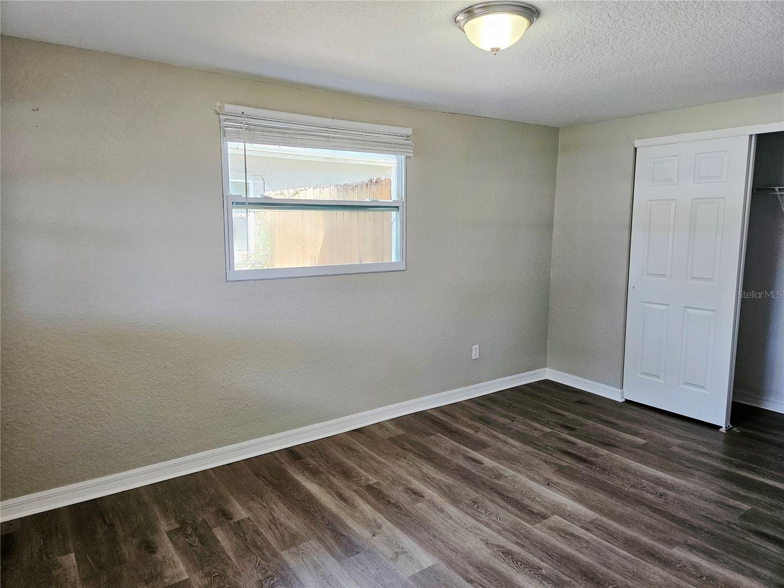 2160 ALEMANDA DR — photo 12