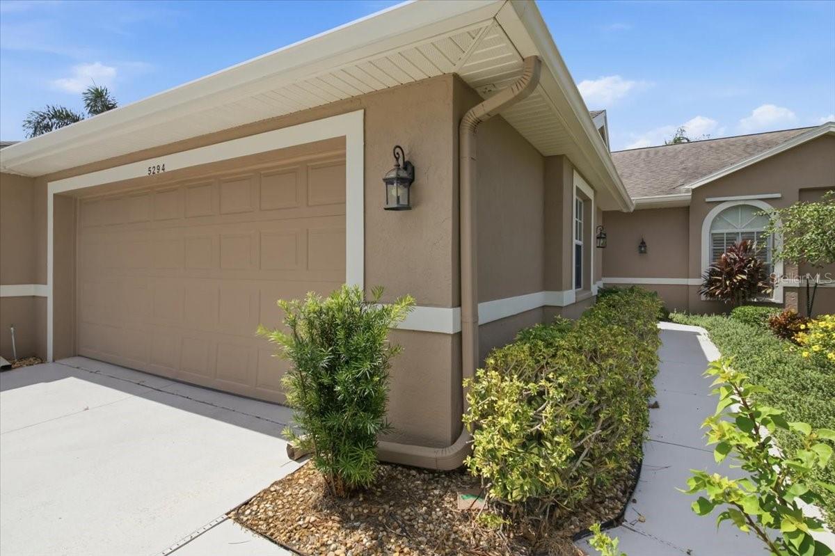 5294 MAHOGANY RUN AVE — photo 3
