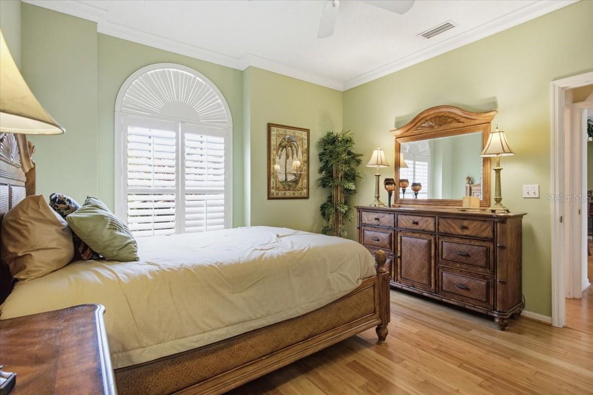 5294 MAHOGANY RUN AVE — photo 37
